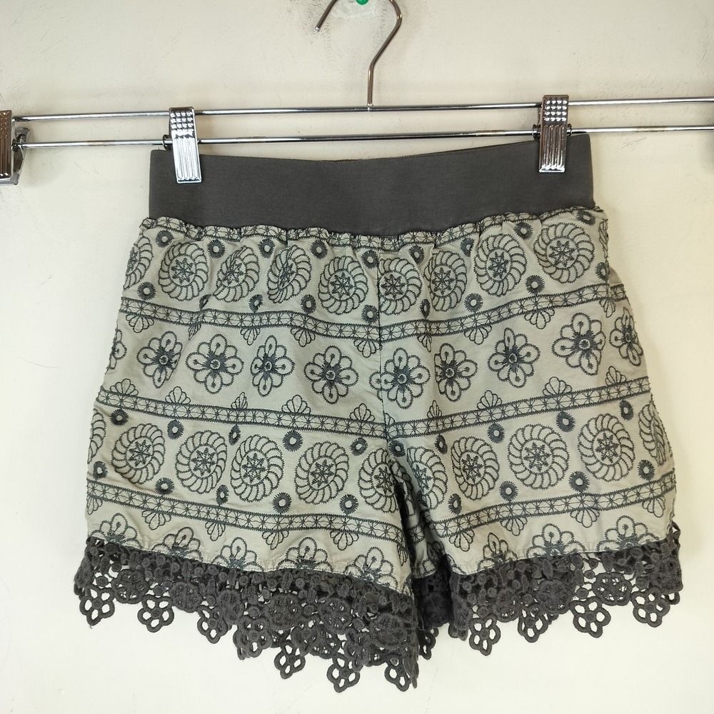 Matilda Jane Embroidered Shorts Girls Size 12 Crochet Lace Trim Pull On
